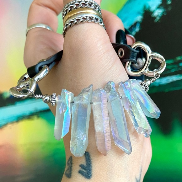 Crystal leather choker . Blue Angel aura rainbow iridescent Crystals choker - Picture 12 of 16